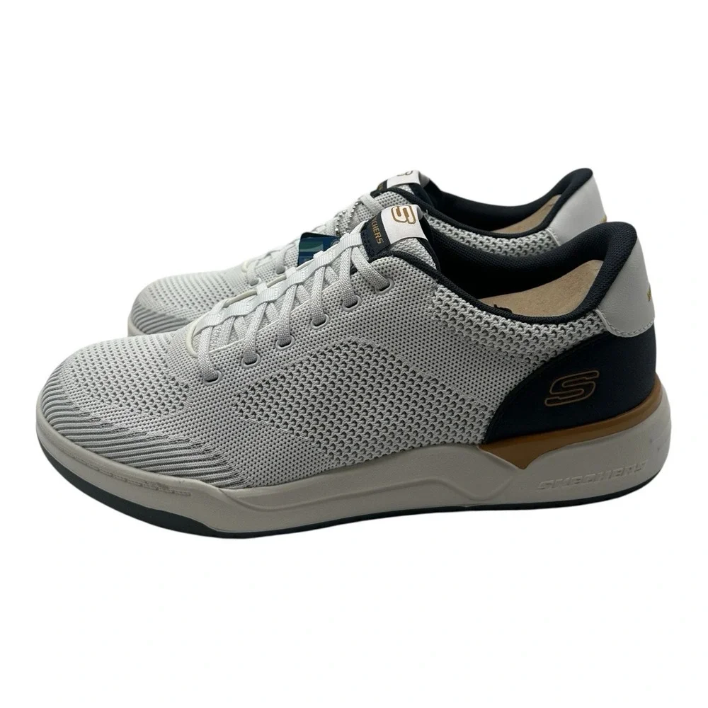 Skechers Corliss Dorset Shoes Men's Size 9 White Relaxed Fit Lace‎ Up Sneakers